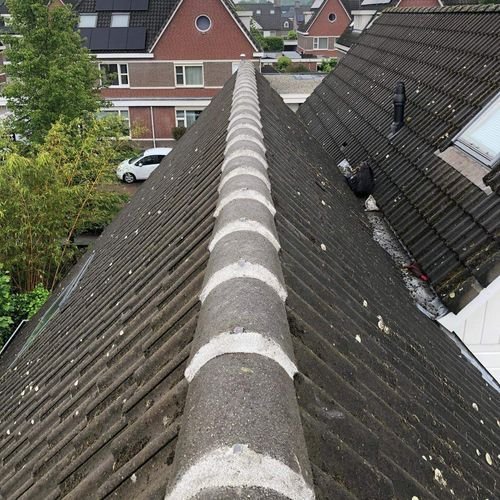 Druten Dakinspectie Druten aan de nokvorsten Dakinspectie Druten aan de nokvorsten